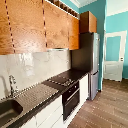 Turquoise Qerret Appartement