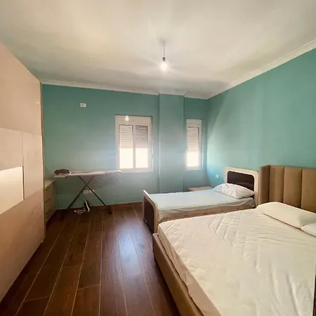 Turquoise Qerret Apartment